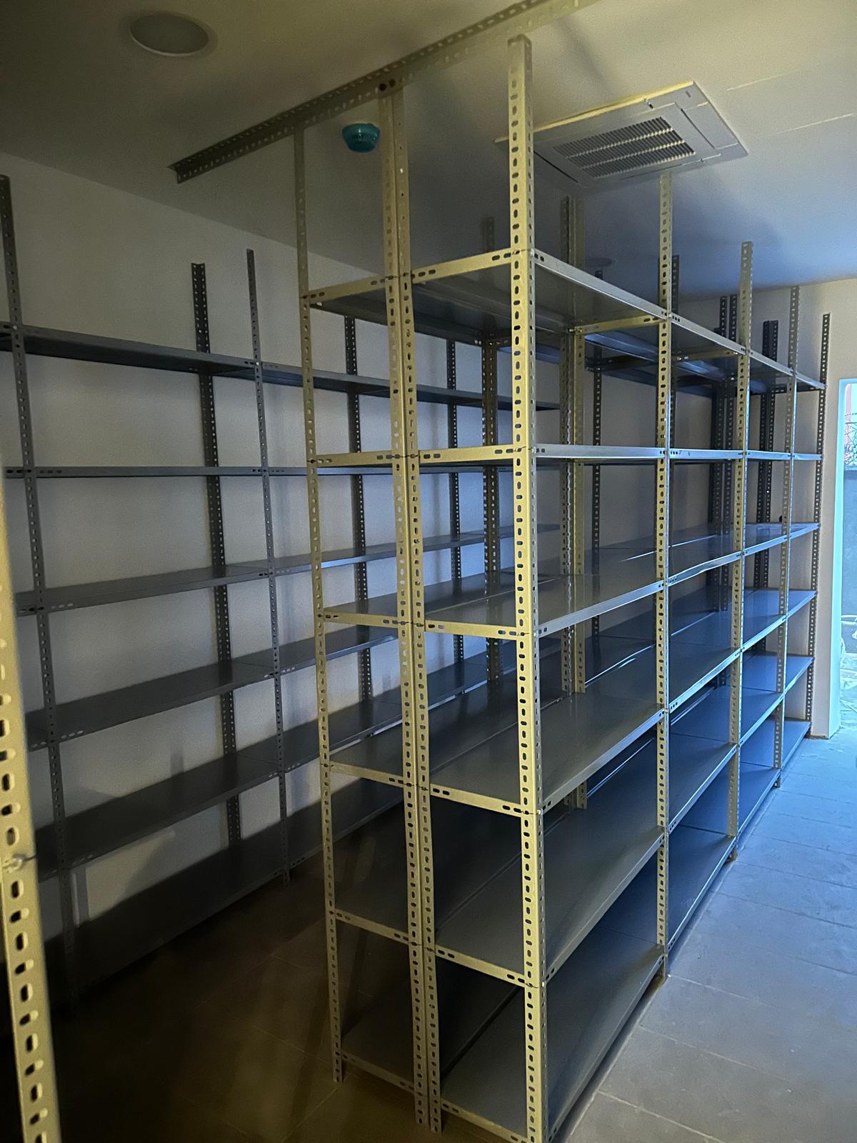 İkinci El Raf Sistemleri: Alım, Satım ve Montaj Hizmetleri